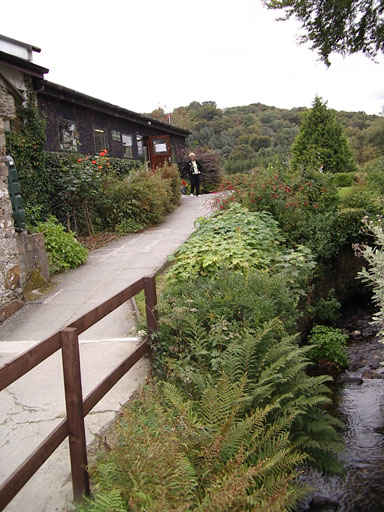 IMGP0098--Avoca_Handweavers